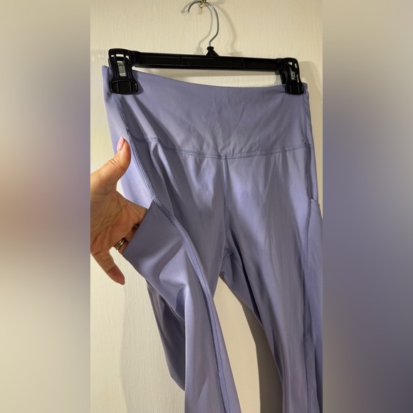 Athleta Ultimate Stash Pocket Capri Dusty Dusk Purple Leggings Small S - Picture 3 of 5
